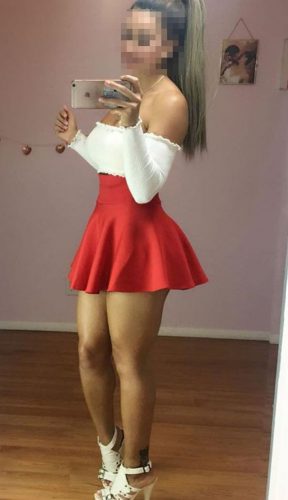 Erdemli Escort Bayan Rüya: Farklı bir Tutkunun Adı