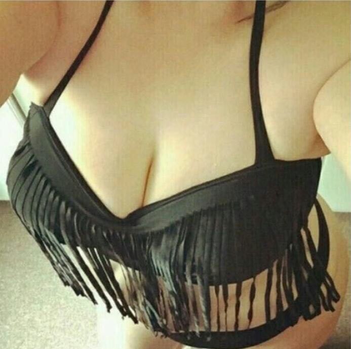 Mut Escort Bölgesinin Çarpıcı Güzeli İle Tanışın!