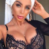 Baş Döndürücü Cazibesiyle: Mut Escort Bayan