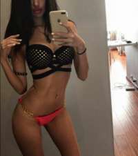 Doyumsuz Anlar İçin Erdemli Escort Bayan