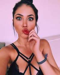 Erdemli Bayan Escort - Büyüleyici ve Unutulmaz Anlar Sunuyorum