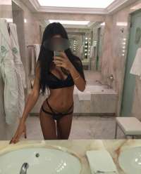 Erdemli Escort Bayan ile Unutulmaz Bir Deneyime Hazır Olun!