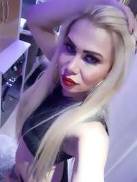 Erdemli Escort Bayan İlginizin Merkezinde