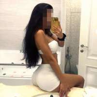 Erdemli'nin Baştan Çıkarıcı Escort Bayanı