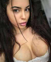 Işıl Işıl Bir Güzelle Hayatı Keşfedin - Mut Escort Reyhan