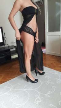Mezitli'nin Büyüleyici Escort Kızı: Ece