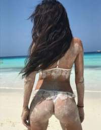 Mut Escort'un En Çarpıcı Kızı: Işıltılı Gözler, İnce Bir Vücut ve Karizmatik Kişilik