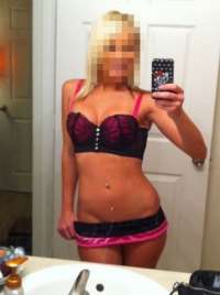 Olağanüstü Güzel Erdemli Escort Bayan