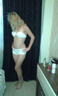 Yenişehir'deki Farklı ve Ateşli Escort Bayan Elina