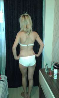 Yenişehir'deki Farklı ve Ateşli Escort Bayan Elina